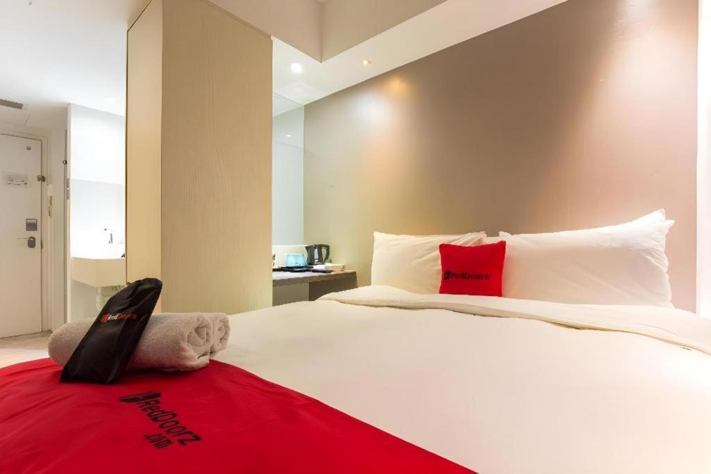 Reddoorz Hotel Plus @ Little India สิงคโปร์ ภายนอก รูปภาพ