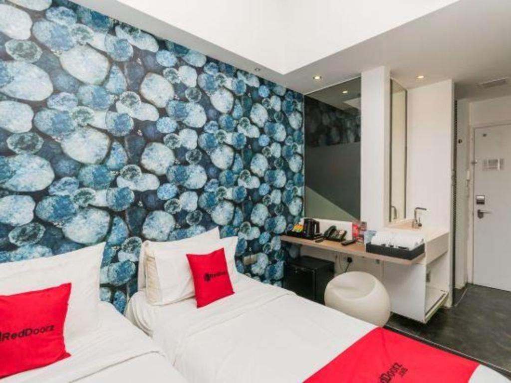 Reddoorz Hotel Plus @ Little India สิงคโปร์ ภายนอก รูปภาพ