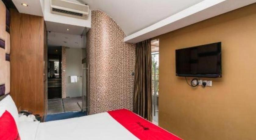 Reddoorz Hotel Plus @ Little India สิงคโปร์ ภายนอก รูปภาพ