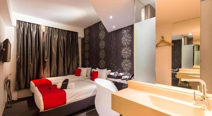 Reddoorz Hotel Plus @ Little India สิงคโปร์ ภายนอก รูปภาพ