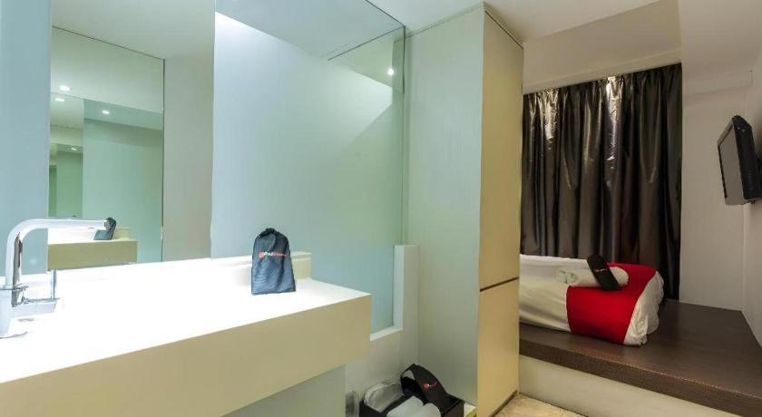Reddoorz Hotel Plus @ Little India สิงคโปร์ ภายนอก รูปภาพ