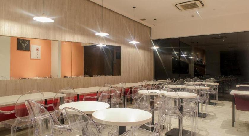 Reddoorz Hotel Plus @ Little India สิงคโปร์ ภายนอก รูปภาพ
