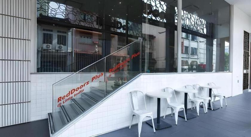 Reddoorz Hotel Plus @ Little India สิงคโปร์ ภายนอก รูปภาพ