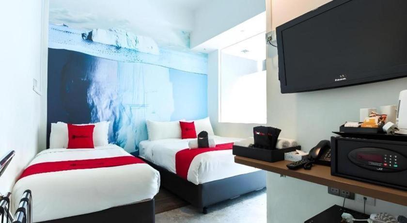 Reddoorz Hotel Plus @ Little India สิงคโปร์ ภายนอก รูปภาพ